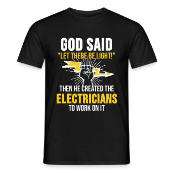 Elektriker Elektrotechnik Gott Geschenk - Männer T-Shirt - Schwarz - Vorne - AI Model Male 178 light (178cm)