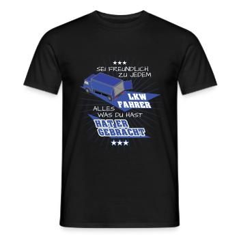 Sei freundlich zu jedem LKW Fahrer - Männer T-Shirt - Schwarz - Vorne - AI Model Male 178 light (178cm)