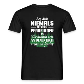 Pfadfinder - Männer T-Shirt - Schwarz - Vorne - AI Model Male 178 light (178cm)