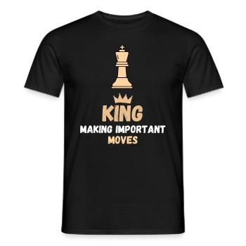 Schach Spruch Geschenk Schachmatt Queens Gambit - Männer T-Shirt - Schwarz - Vorne - AI Model Male 178 light (178cm)
