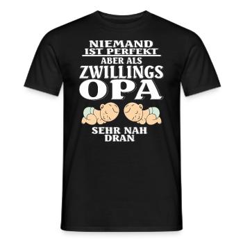 ZWILLINGS OPA - Männer T-Shirt - Schwarz - Vorne - AI Model Male 178 light (178cm)
