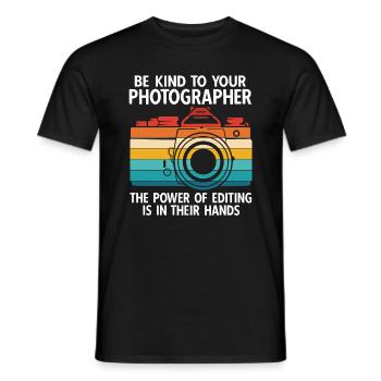 Fotografie Fotograf - Männer T-Shirt - Schwarz - Vorne - AI Model Male 178 light (178cm)