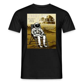 ASTRONAUT DECK CHAIR FIRST OFF CHILLS - Men's T-Shirt - black - Front - AI Model Male 178 light (178cm)