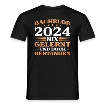 Bachelor 2024 Abschluss Bestandene Bachelorprüfung - Männer T-Shirt - Schwarz - Vorne - AI Model Male 178 light (178cm)