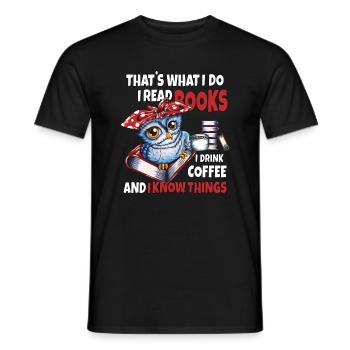 Eule mit heißem Tee Gemütlich ein Buch lesen - Männer T-Shirt - Schwarz - Vorne - AI Model Male 178 light (178cm)