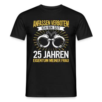 25 Hochzeitstag Jahrestag Ehemann Ehefrau - Männer T-Shirt - Schwarz - Vorne - AI Model Male 178 light (178cm)