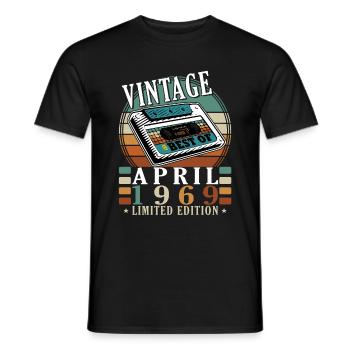 April 1969. Geburtstag April 1969. Geschenk 1969. - Männer T-Shirt - Schwarz - Vorne - AI Model Male 178 light (178cm)