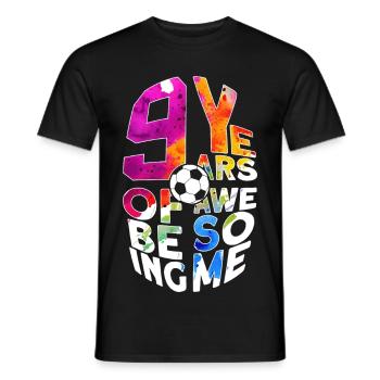 9 ANS D’EXPÉRIENCE DE FOOTBALL GÉNIAL 9E ANNIVERSAIRE - T-shirt homme - noir - Devant - AI Model Male 178 light (178cm)