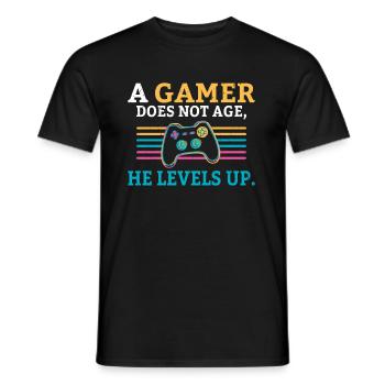 A gamer does not age he levels up lustiges Gaming - Männer T-Shirt - Schwarz - Vorne - AI Model Male 178 light (178cm)