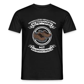 Unterschätz nie einen alten Mann mit Wanderschuhen - Männer T-Shirt - Schwarz - Vorne - AI Model Male 178 light (178cm)
