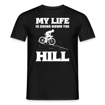 My Life Is Going Down The Hill Radfahrer - Männer T-Shirt - Schwarz - Vorne - AI Model Male 178 light (178cm)
