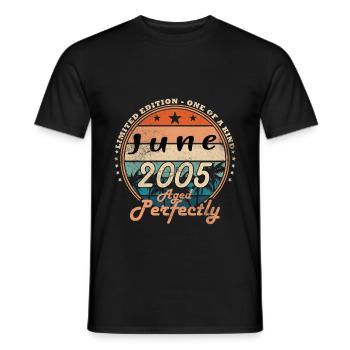 Juni 2005. Geburtstag Juni 2005 Geschenk Juni 2005 - Männer T-Shirt - Schwarz - Vorne - AI Model Male 178 light (178cm)
