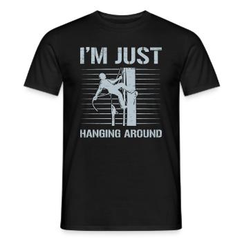 Ich hänge nur für einen Baumpfleger herum - Männer T-Shirt - Schwarz - Vorne - AI Model Male 178 light (178cm)