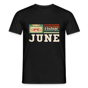 19th Birthday June Vintage 2004 Vintage - Men's T-Shirt - black - Front - AI Model Male 178 light (178cm)