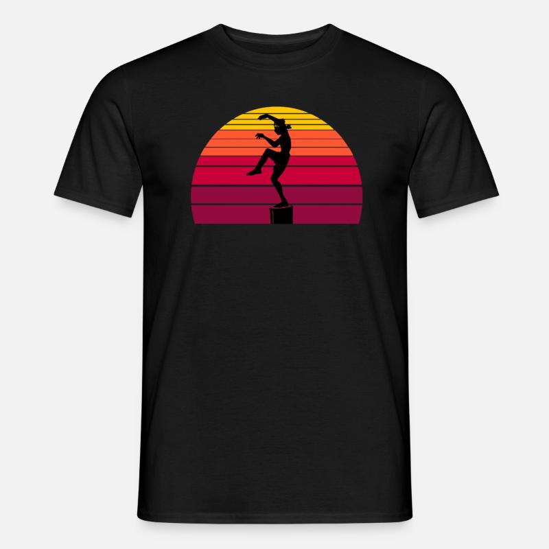 Karate Sunset - Männer T-Shirt - Schwarz