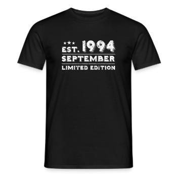 September 1994 - Geburtstag im September - Männer T-Shirt - Schwarz - Vorne - AI Model Male 178 light (178cm)