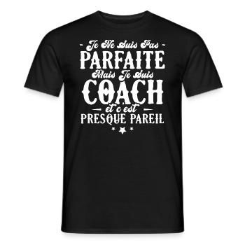 Je ne suis pas parfaite mais je suis Coach - T-shirt homme - noir - Devant - AI Model Male 178 light (178cm)