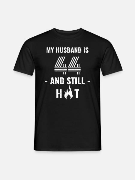 44 years birthday husband - Men's T-Shirt - black