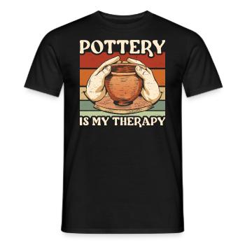 Töpfern Pottery Is My Therapy Keramik - Männer T-Shirt - Schwarz - Vorne - AI Model Male 178 light (178cm)