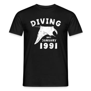 Anniversaire du plongeur - Plongée depuis janvier 1991 - T-shirt homme - noir - Devant - AI Model Male 178 light (178cm)
