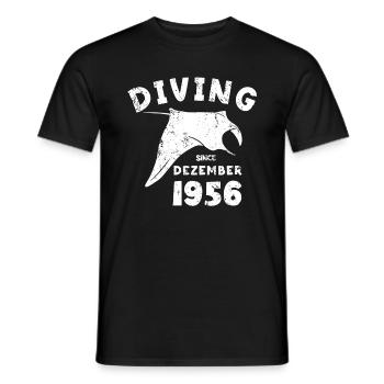 Taucher Geburtstag - Diving since December 1956 - Männer T-Shirt - Schwarz - Vorne - AI Model Male 178 light (178cm)