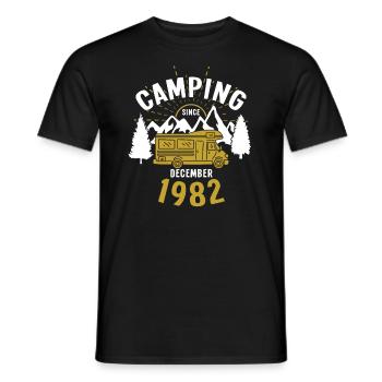 Anniversaire: Camping depuis décembre 1982 Camping-car - T-shirt homme - noir - Devant - AI Model Male 178 light (178cm)