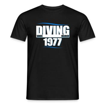 Taucher Geburtstag - Plongeur depuis mars 1977 - T-shirt homme - noir - Devant - AI Model Male 178 light (178cm)