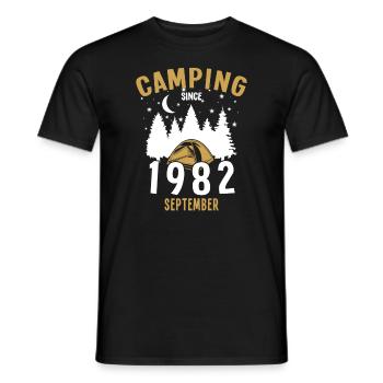 Anniversaire: Camping depuis septembre 1982 Camping - T-shirt homme - noir - Devant - AI Model Male 178 light (178cm)