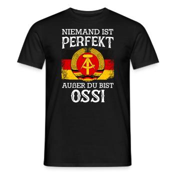 Ostdeutschland Osten Ossi DDR Heimat Ostblock - Männer T-Shirt - Schwarz - Vorne - AI Model Male 178 light (178cm)
