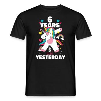 Cadeau 6 ans anniversaire garçon ou fille - T-shirt homme - noir - Devant - AI Model Male 178 light (178cm)
