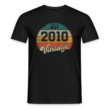 Vintage Geburtstag - Mai 2010 - Geschenkidee - Männer T-Shirt - Schwarz - Vorne - AI Model Male 178 light (178cm)