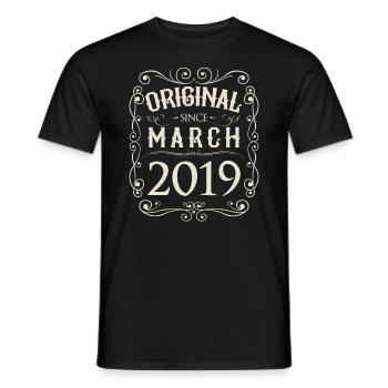 Millésime - Original depuis mars 2019 Anniversaire - T-shirt homme - noir - Devant - AI Model Male 178 light (178cm)