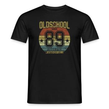 December 1989 - Geburtstag im Dezember Oldschool - Männer T-Shirt - Schwarz - Vorne - AI Model Male 178 light (178cm)