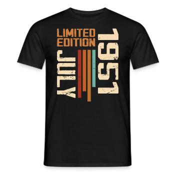 Juli 1951 Geburtstagsgeschenk 1951 Juli 1951 - Männer T-Shirt - Schwarz - Vorne - AI Model Male 178 light (178cm)