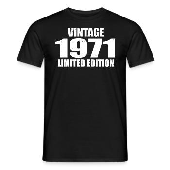 Vintage 1971 Birthday 1971 - Retro 1971 - Men's T-Shirt - black - Front - AI Model Male 178 light (178cm)