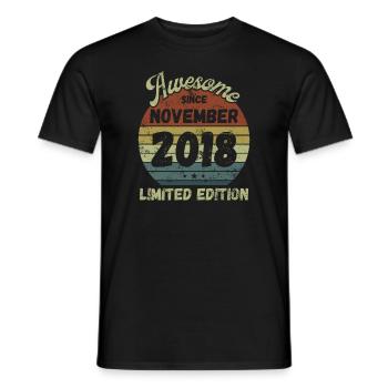 Awesome since November 2018 - Geburtstag - Männer T-Shirt - Schwarz - Vorne - AI Model Male 178 light (178cm)