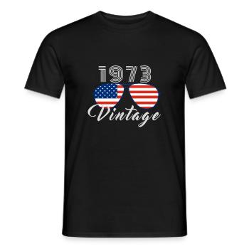 Vintage 1973 Cool Sunglasses USA Flag - Men's T-Shirt - black - Front - AI Model Male 178 light (178cm)
