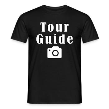 Tour Guide - Männer T-Shirt - Schwarz - Vorne - AI Model Male 178 light (178cm)