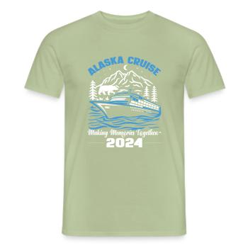 Aventure en Alaska - Équipement de voyage de groupe assorti - T-shirt homme - vert sauge - Devant - AI Model Male 178 light (178cm)