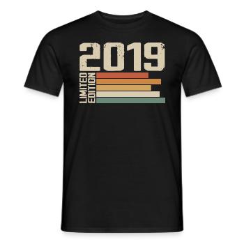 2019 Vintage - Retro 2019 Cadeau Anniversaire 2019 - T-shirt homme - noir - Devant - AI Model Male 178 light (178cm)