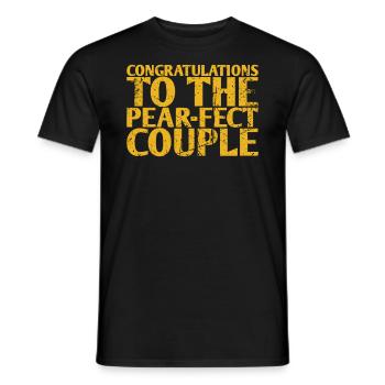 Herzlichen Glückwunsch An Das Pear-fect-paar Zur - Männer T-Shirt - Schwarz - Vorne - AI Model Male 178 light (178cm)
