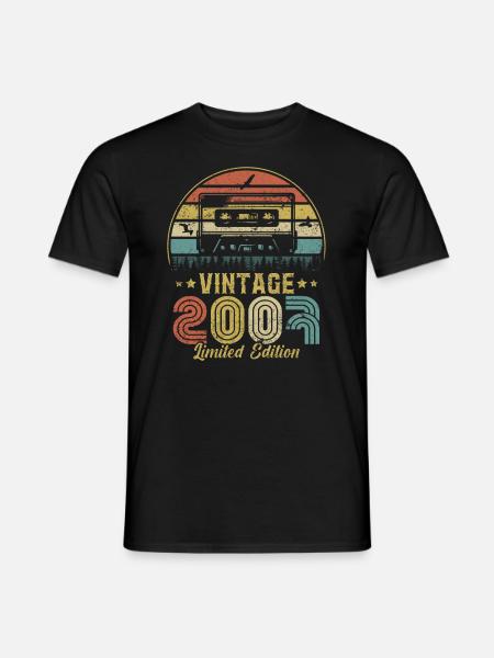 Vintage cassette 2007 - Men's T-Shirt - black