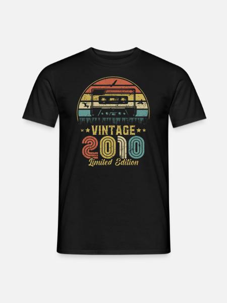 Vintage-Kassette 2010 - Männer T-Shirt - Schwarz