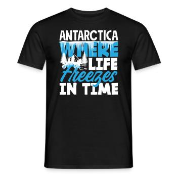Antarctica where life freezes in time Expedition - Männer T-Shirt - Schwarz - Vorne - AI Model Male 178 light (178cm)