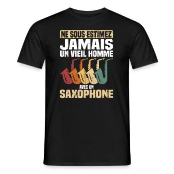 Un vieil homme avec un saxophone - T-shirt homme - noir - Devant - AI Model Male 178 light (178cm)