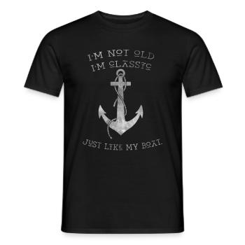 Je ne suis pas vieux, je suis classique comme mon bateau. Conception de l’ancrage - T-shirt homme - noir - Devant - AI Model Male 178 light (178cm)