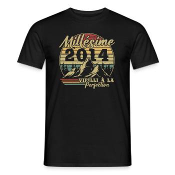 Vintage 2014 - Men's T-Shirt - black - Front - AI Model Male 178 light (178cm)