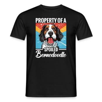 Eigentum Eines Verwöhnten Bernedoodle - Männer T-Shirt - Schwarz - Vorne - AI Model Male 178 light (178cm)