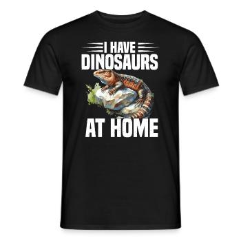 Ich Habe Dinosaurier Zu Hause - Männer T-Shirt - Schwarz - Vorne - AI Model Male 178 light (178cm)
