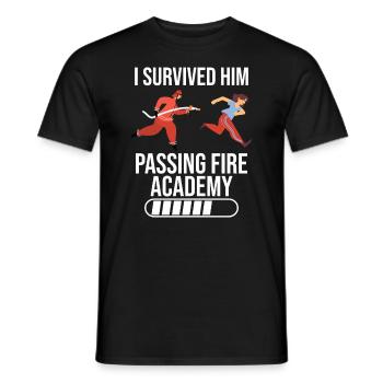 Ich Habe Ihn Überlebt, Wie Er Die Fire Academy - Männer T-Shirt - Schwarz - Vorne - AI Model Male 178 light (178cm)